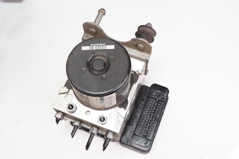 AUDI Q7 ABS Pump Module VSA Modulator Valve OEM 2010 - 2015