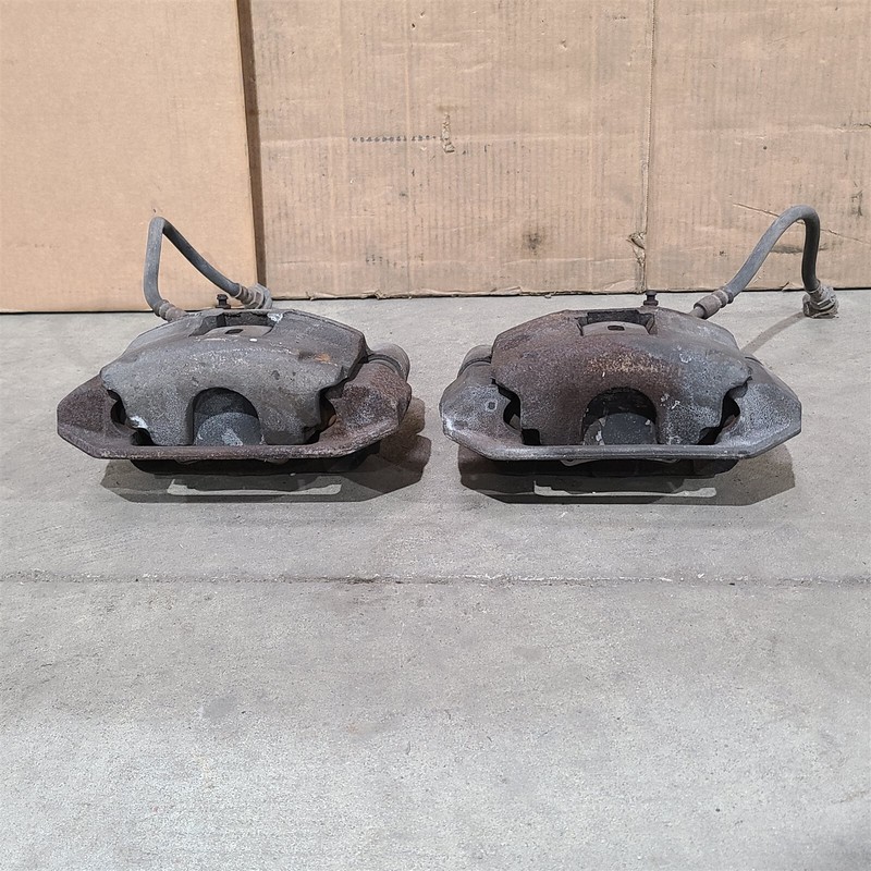 94-95 Mustang Gt Front Brake Calipers Lh Rh Set Aa7276