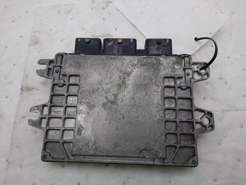 Used Engine Control Module (ECM) fits: 2009 Nissan Versa Electronic Control Modu