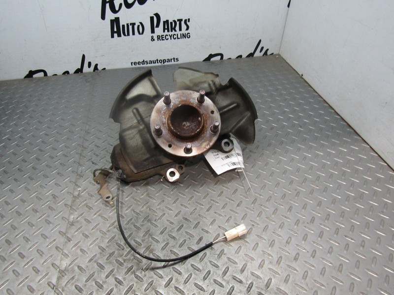 2006-2008 Mazda Mx-5 Miata Driver Left Front Spindle Assembly