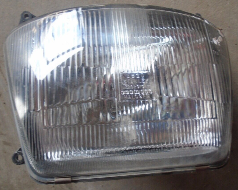 2000 2001 Kawasaki ZG1000 ZG 1000 Concours Front Headlight Head Light Lens 1999