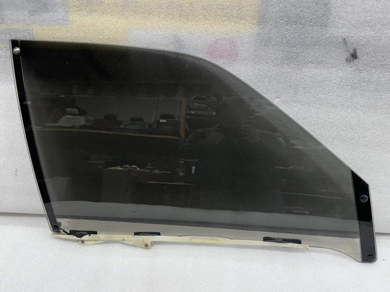 1997-2000 LEXUS LS400 RIGHT PASSENGER FRONT DOOR GLASS WINDOW BRONZE WITH TINT