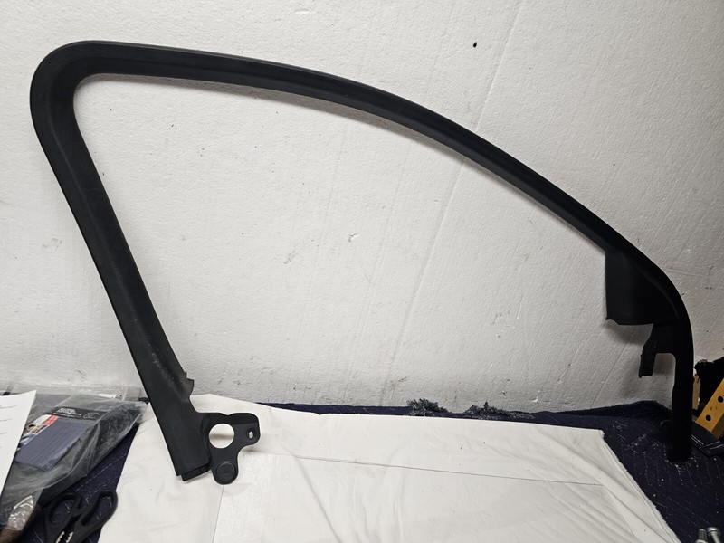 2014-2021 Jeep Cherokee Door Trim Panel Front Left Driver Side OEM