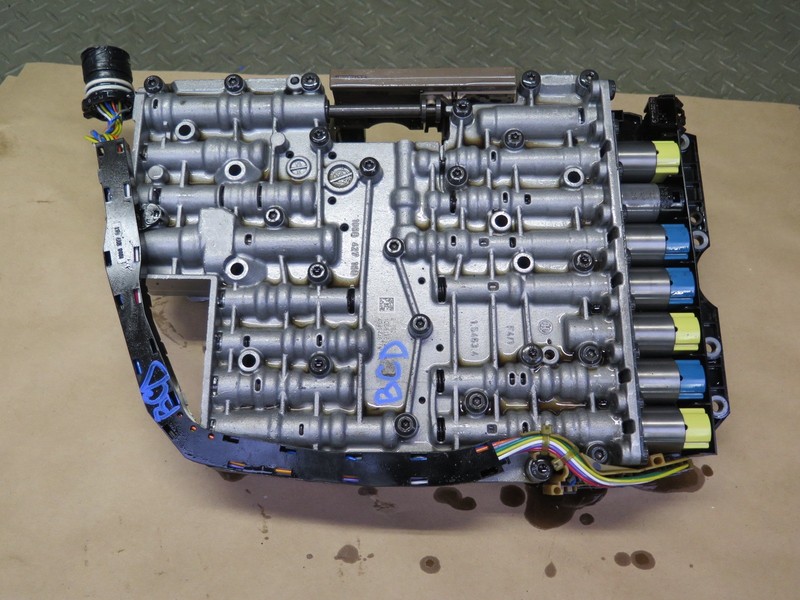 2006-2012 BENTLEY FLYING SPUR AUTOMATIC TRANSMISSION VALVE BODY MECHATRONIC