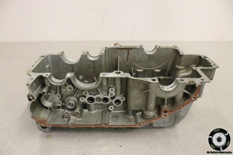 1977 Kawasaki KZ400 LOWER ENGINE BOTTOM CRANKCASE CRANK CASE MOTOR KZ 400 77