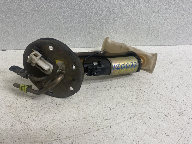 1996-2000 Honda Civic Fuel Pump Bracket Filter