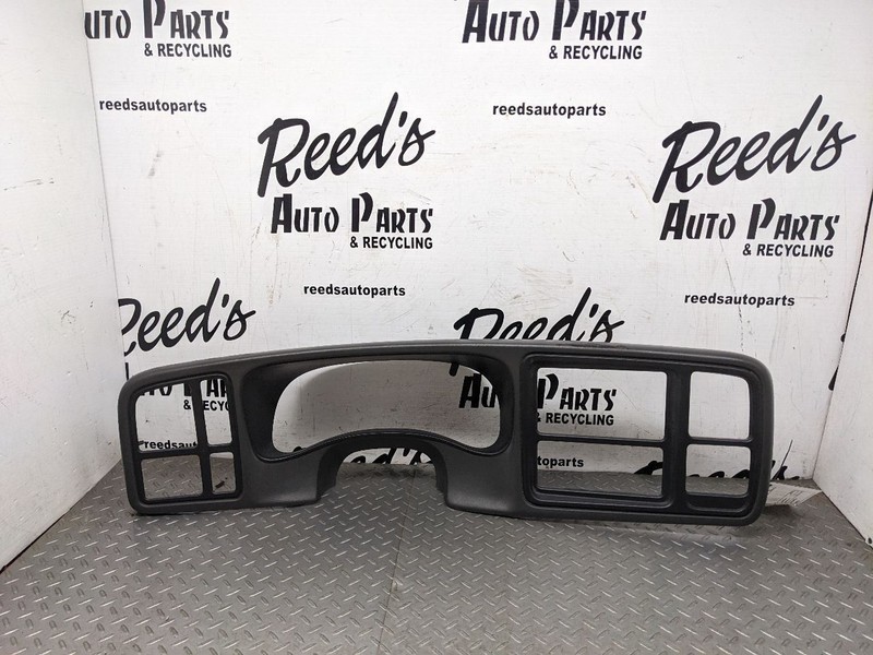 03-06 Chevrolet Silverado GMC Sierra OEM Radio Dash Trim Bezel OEM 15178 1170208