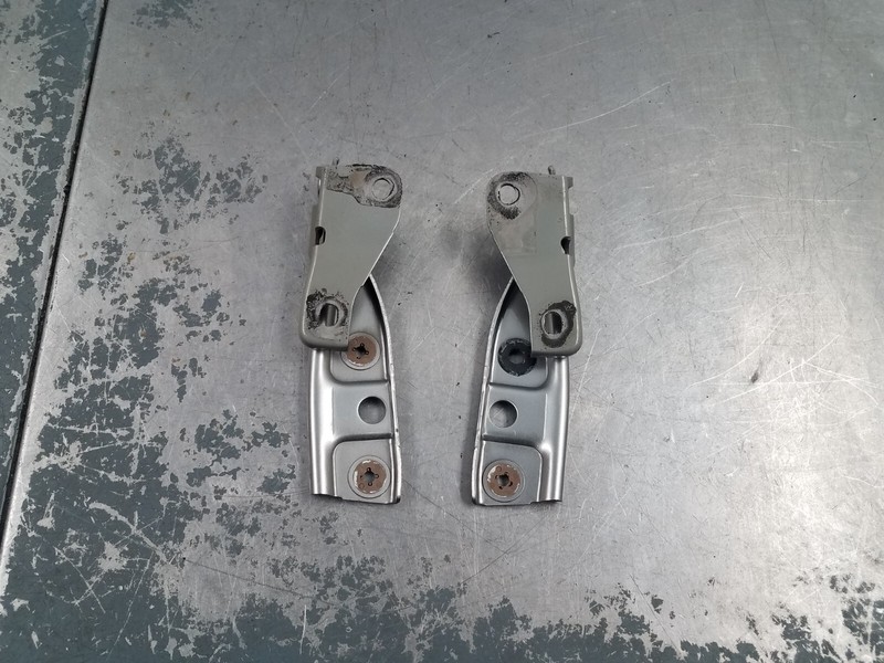2004 Honda S2000 AP2 Hood Hinges #00352 D6