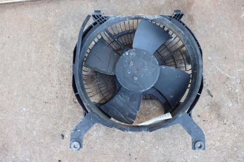 1990-1996 NISSAN 300ZX 3.0L RADIATOR COOLING FAN SHROUD MOTOR BLADE OEM