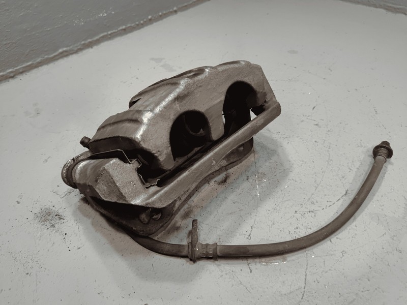 2017-2020 ACURA MDX FRONT RIGHT PASSENGER SIDE DISC BRAKE CALIPER OEM