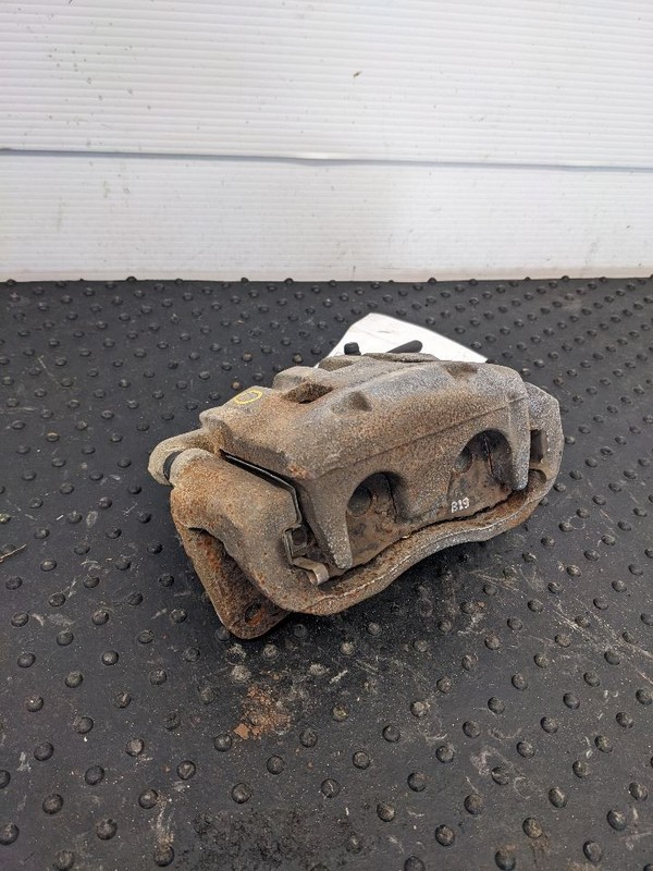 Passenger Right Caliper Front 10.9" Rotor Fits 17-23 IMPREZA 1187883