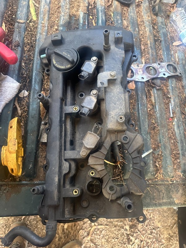 11-16 HYUNDAI SONATA & KIA OPTIMA SANTA FE OEM 2.4 ENGINE VALVE COVER & COILS