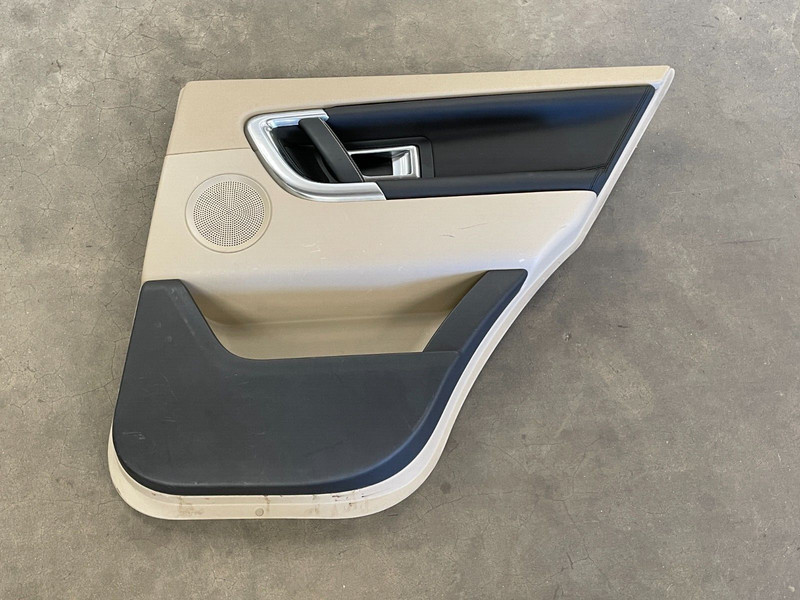 15-19 Land Rover Discovery Sport Rear Right Interior Door Panel Trim 1413 OEM