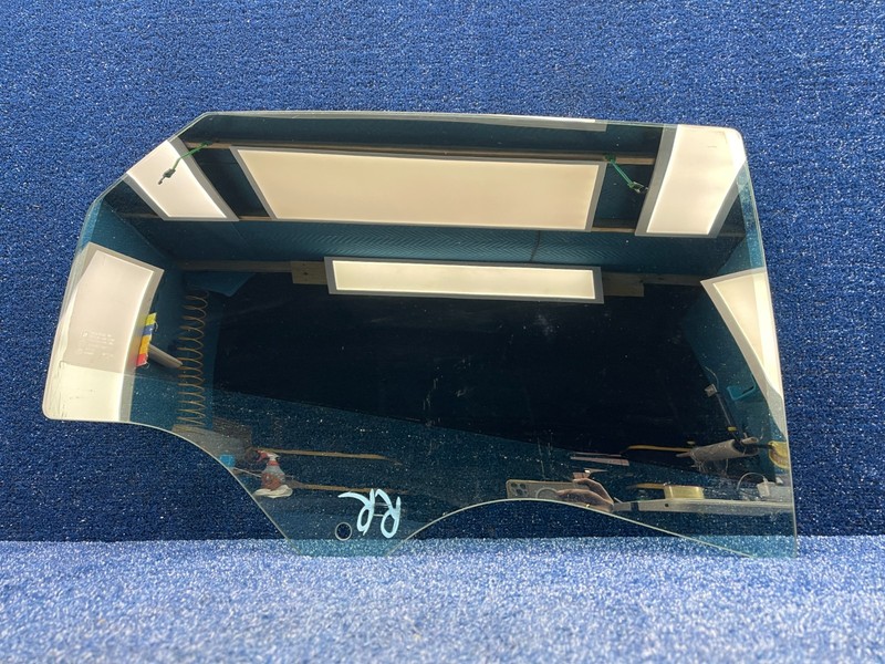 2016-2020 CADILLAC CT6 REAR SIDE DOOR WINDOW GLASS OEM