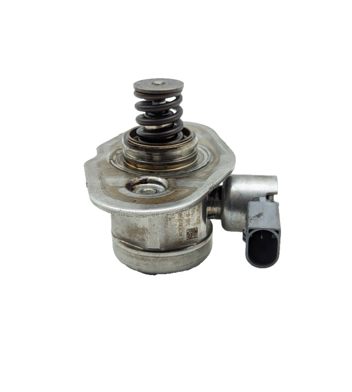 OEMHIGH PRESSURE FUEL PUMP 2015 - 2016 BMW 335i 0261520
