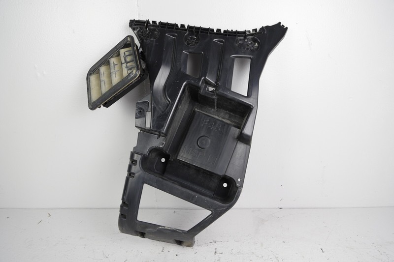 16-22 BMW X1 F48 REAR LEFT DRIVER SIDE BUMPER BRACKET SUPPORT GUIDE W/ AIR VENT