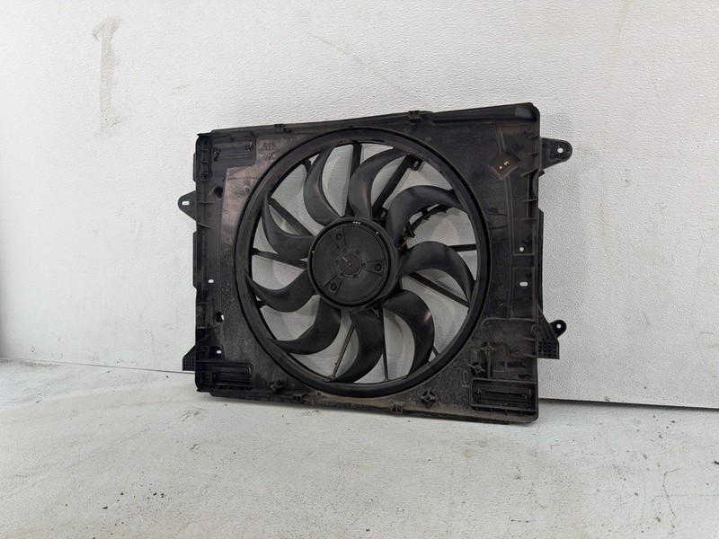 2020-2022 Ford ESCAPE TITANIUM Radiator Fan Motor Fan Assembly OEM