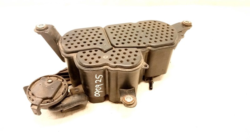 08-17 AUDI 8T A5 S5 B8 A4 Q5 ENGINE FUEL EVAPORATOR VAPOR CHARCOAL CANISTER 0909