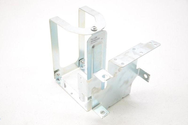 2010-2019 Nissan 370Z Roadster Hydraulic Pump Bracket DAI1112994