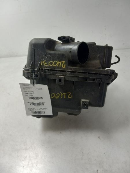 04-06 TOYOTA SIENNA LE 3.3L FWD AT AIR CLEANER BOX