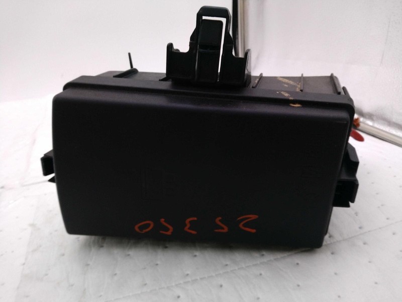 2015 AUDI A3 OEM Used Fuse Box 5Q0907361G Grey 100K Miles Warranty Included