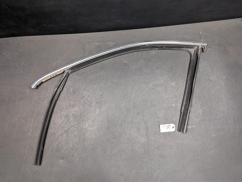 Front Left Door Window Glass Run Channel 2021 Audi A6 4K0837431B 2019 - 2023 X