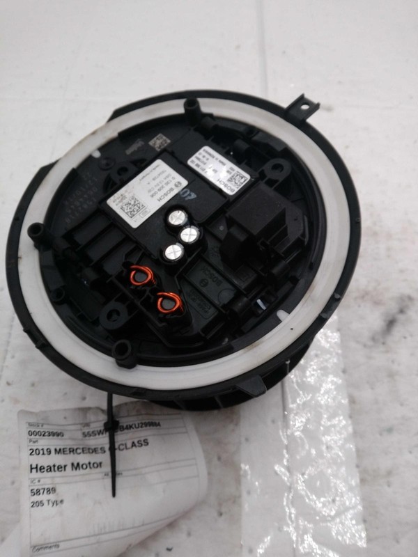 Used HVAC Blower Motor fits: 2019 Mercedes-benz Mercedes c-class 205 Type Sdn C3