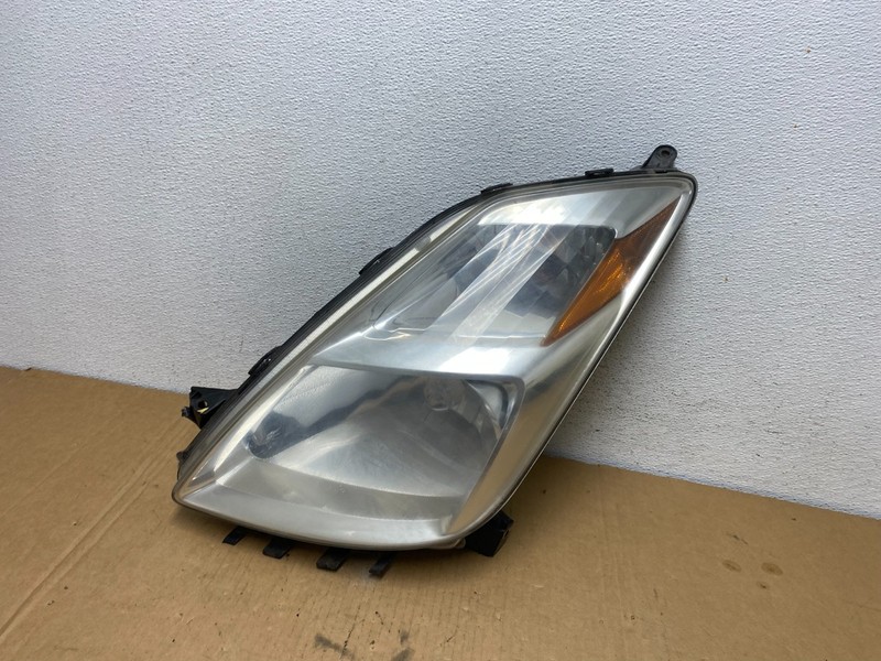 2004 - 2005 Toyota Prius Left Driver Lh Halogen Headlight AD2678 DW