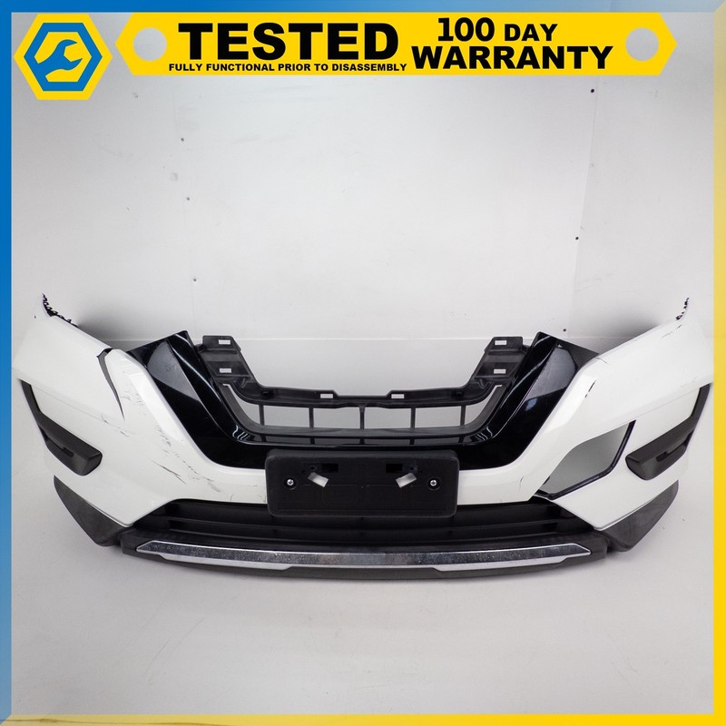 16-19 NISSAN ROGUE FRONT BUMPER COVER Glacier White QAK OEM