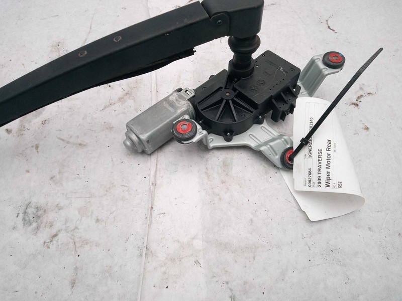 Used Back Glass Wiper Motor fits: 2009 Chevrolet TraverseGrade B