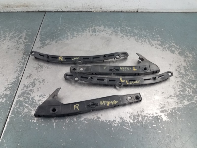 2016 Porsche 981 Cayman GT4 Rocker Panel Retainer Brackets #1352 V9