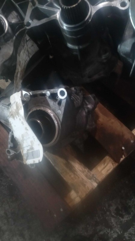 2019 Hyundai Kona Transfer Case Assembly OEM 473003B710 84K Miles AWD