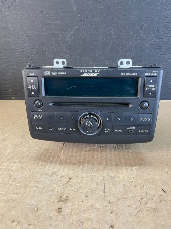 2008-2009 Nissan Rogue Bose Radio Stereo 6 Disc Changer CD Player AD5929
