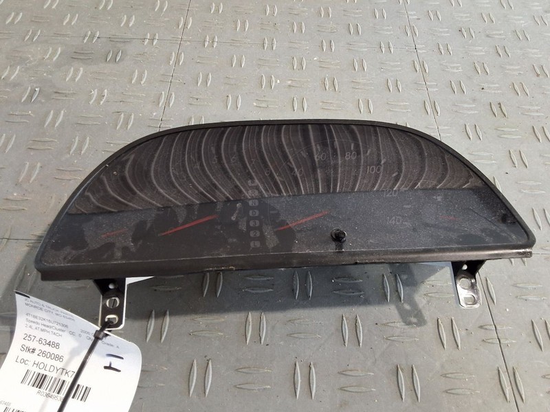 2005-2006 Toyota Camry Speedometer Instrument Cluster 2.4L MPH