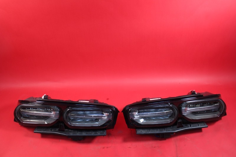 2019-2024 Camaro ZL1 SS Taillight Lamp Assembly Pair LED 84529733 84725129 *Used
