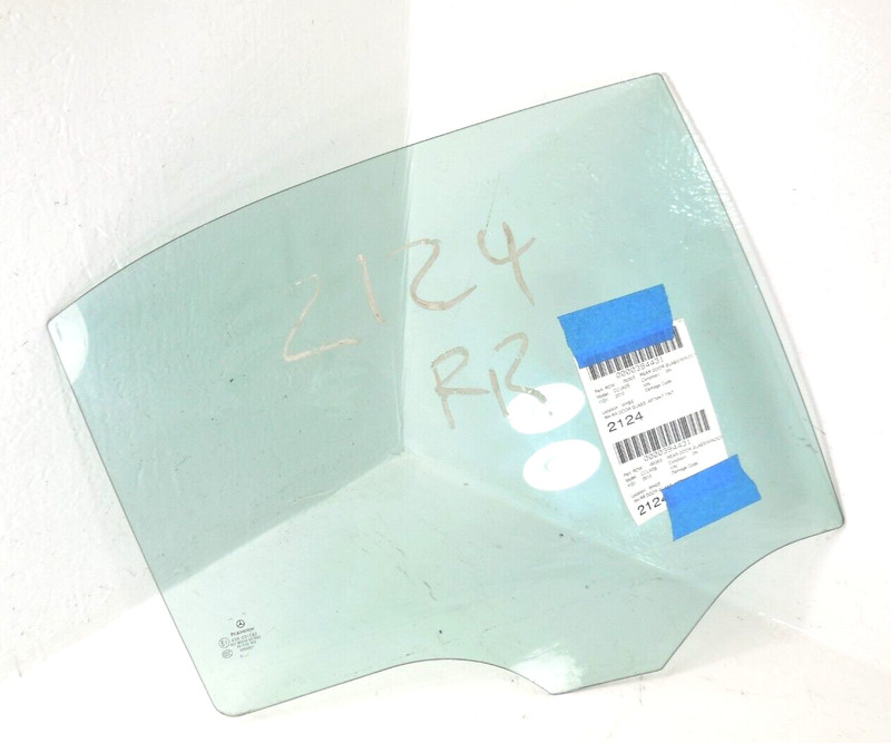 2008-2011 Mercedes-Benz C300 Rear Door Window Glass Passenger Right RH OEM