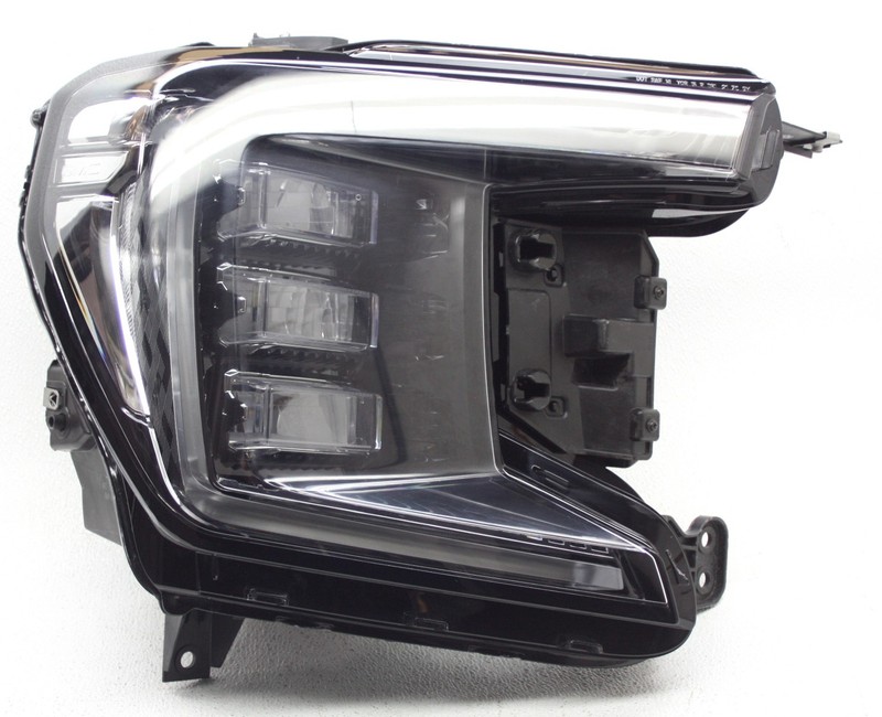 OEM GMC Yukon AT4, Denali LED Headlamp 84898702 Lens Crack