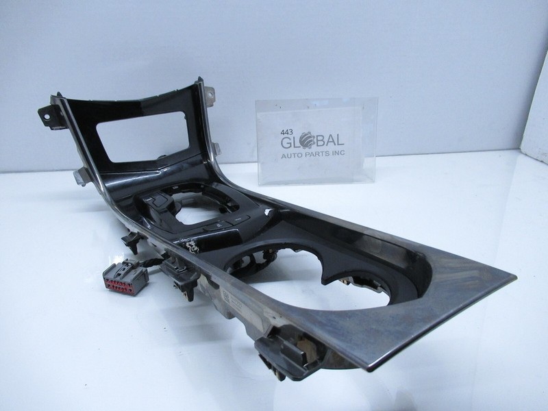 13-18 CADILLAC ATS SEDAN CENTER CONSOLE SHIFTER BEZEL TRIM OEM
