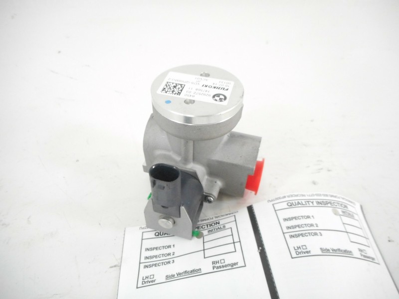 BMW i3 AC A/C Refrigerant Control Valve 9292572-03 OEM 2014