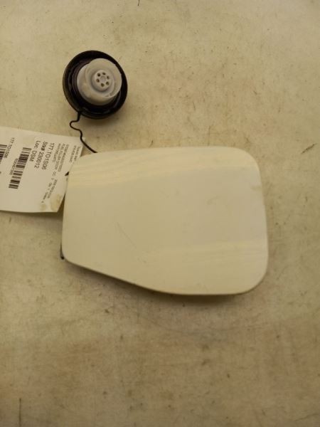 06 TOYOTA SEQUOIA LIMITED FUEL FILLER DOOR WHT-056