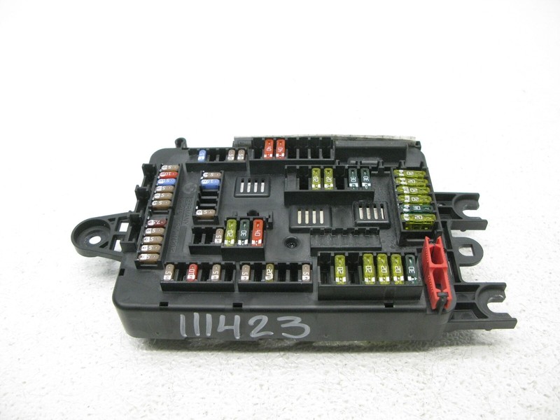 12-21 BMW F30 2 3 4 M3 M4 X5 xDRIVE POWER DISTRIBUTION JUNCTION FUSE BOX 111423