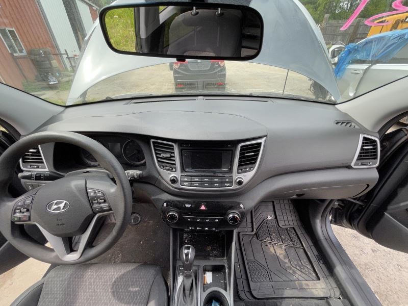 16-18 HYUNDAI TUCSON DASH PANEL BLACK TC: Z5G 2.0L AT AWD 116K -SE- 45631