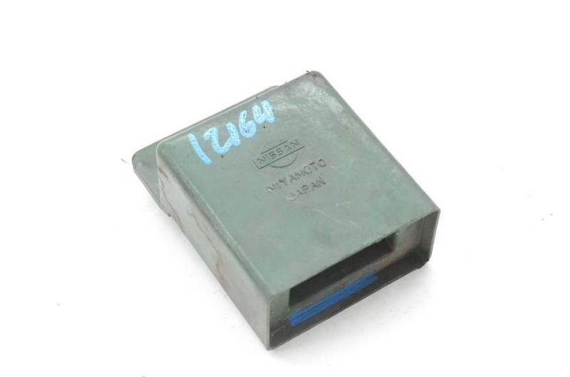 1989-1993 Nissan 240sx S13 Windshield Wiper Relay 25230 40F10