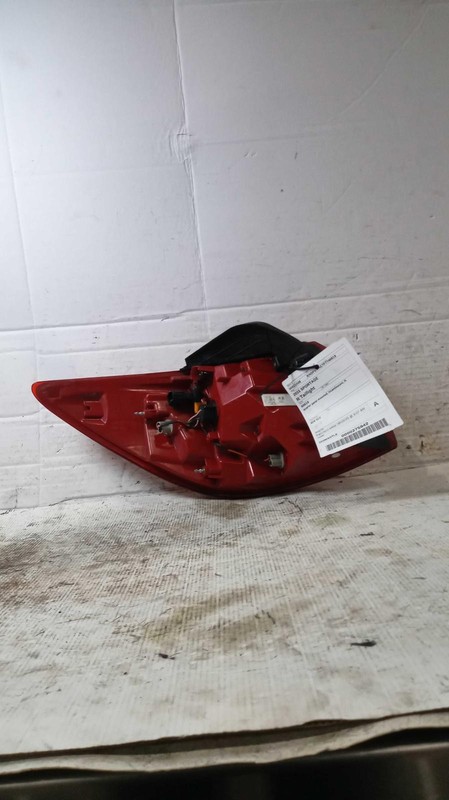 2015 KIA Sportage Right Tail Light Assembly - Grey, Used, 121K Miles