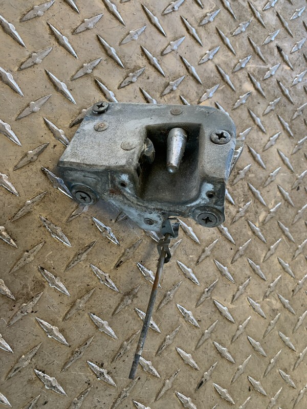 Mercedes Benz W110 200D Front Left Driver Door Latch lock W 110 190D