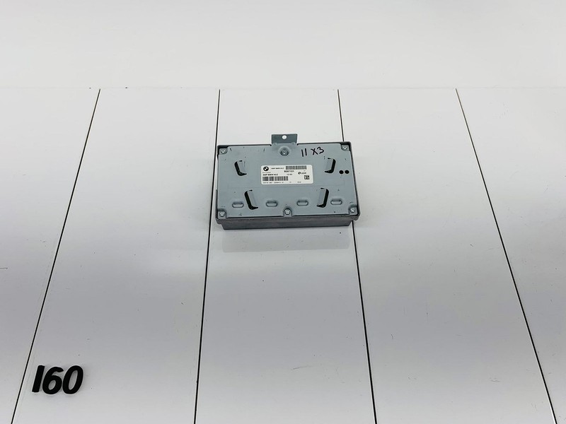 11-17 BMW X3 F25 SOUND AUDIO RADIO AMPLIFIER BOOSTER CONTROL MODULE OEM