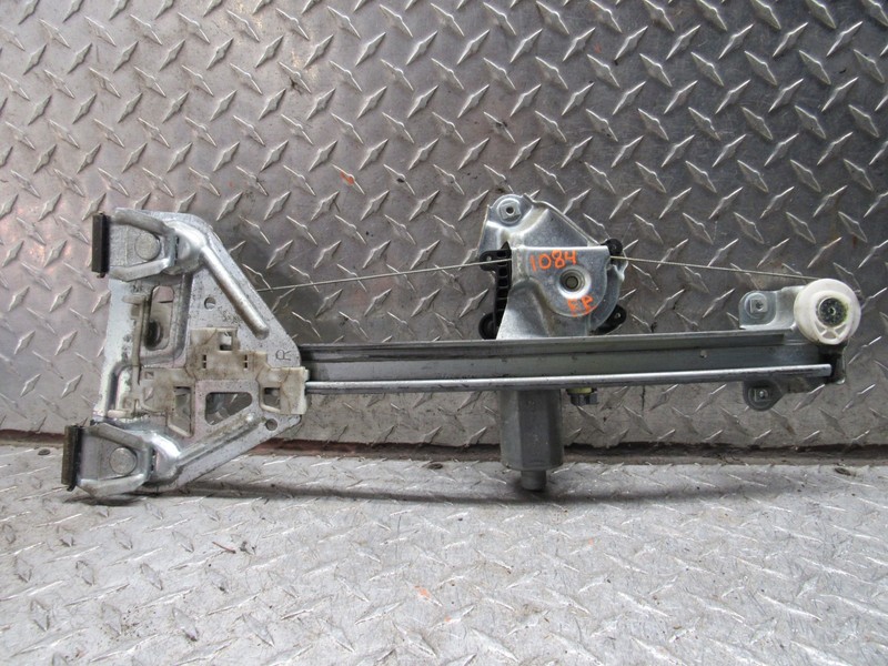 2003-2007 CADILLAC CTS RIGHT PASSENGER REAR DOOR WINDOW REGULATOR ASSEMBLY