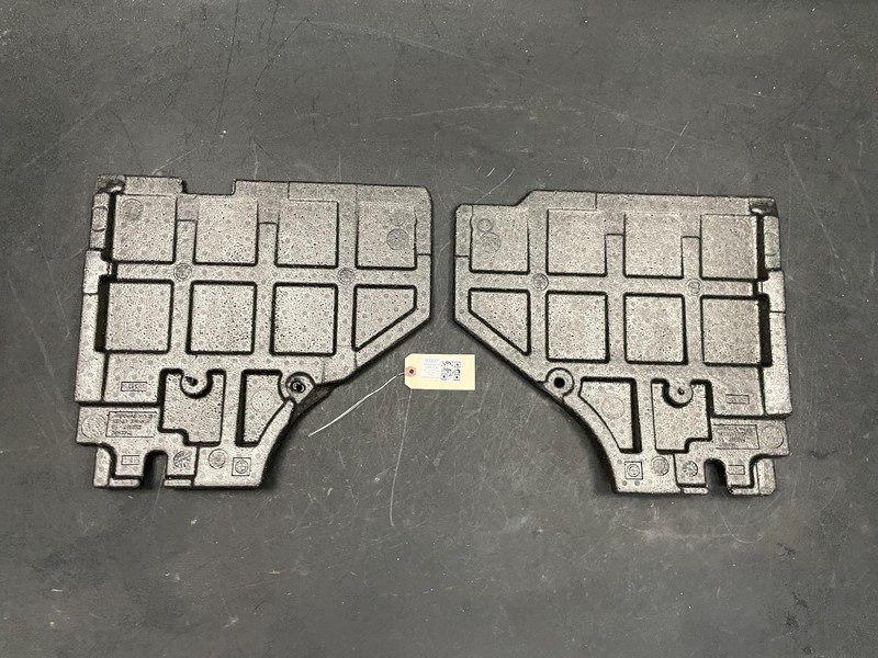 2PC Front Right & Left Floor Foam Pad 2018 BMW X1 51477298938 2016 2017 - 2020