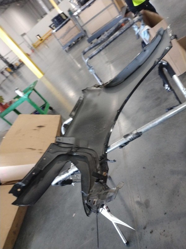 2010 INFINITI G37 Right Fender Black Good Condition No Rust 87946