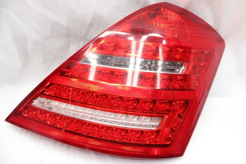 ✅ 07-13 Mercedes W221 S550 S500 Rear Right Side Tail Light Taillight Lamp